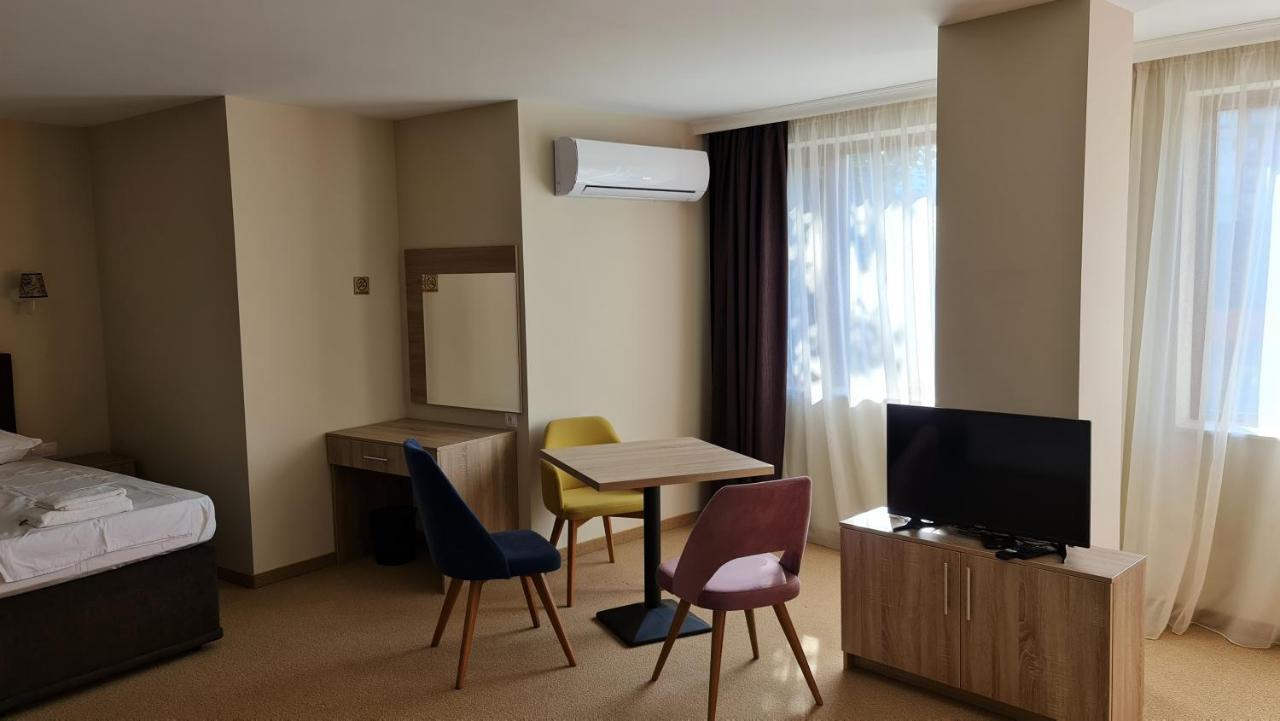Hotel Geppy Sofia Esterno foto